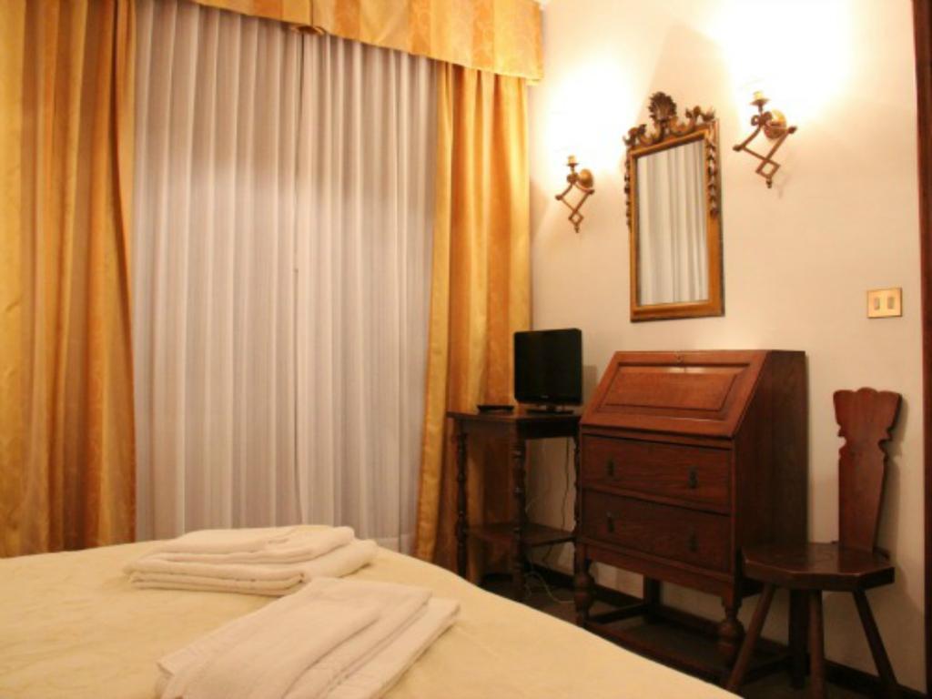 Hotel Capannina Cortina dʼAmpezzo Exterior foto