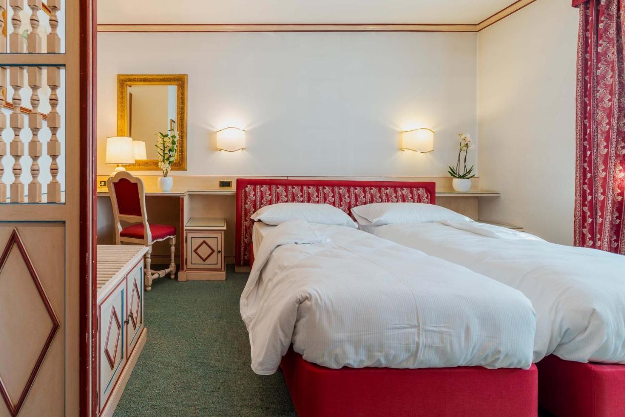 Hotel Capannina Cortina dʼAmpezzo Exterior foto